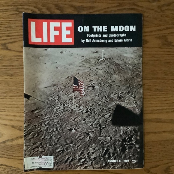 Moon Landing LIFE Magazine Collection - Picture 4 of 6